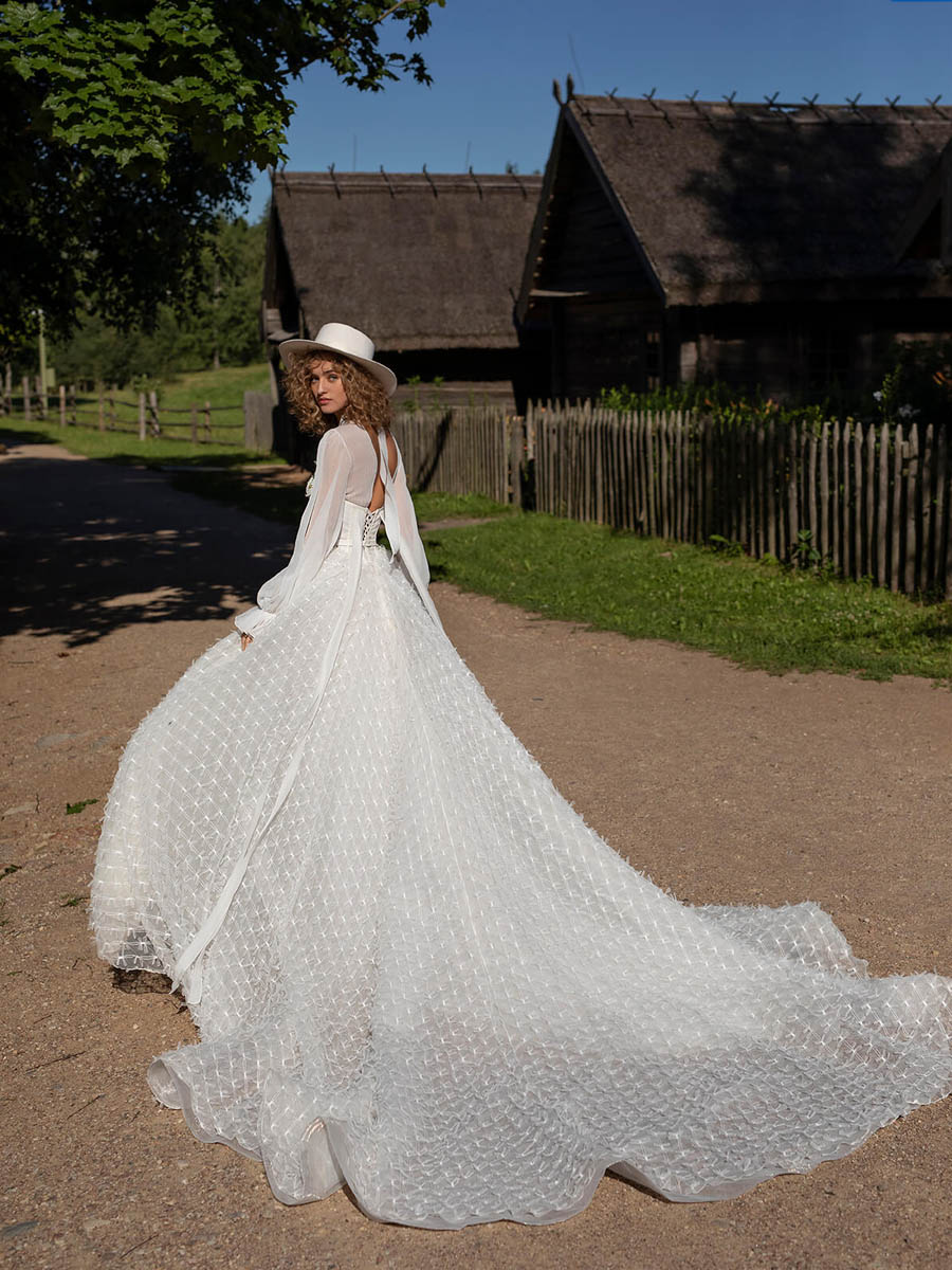 Linnet+ Riva body2